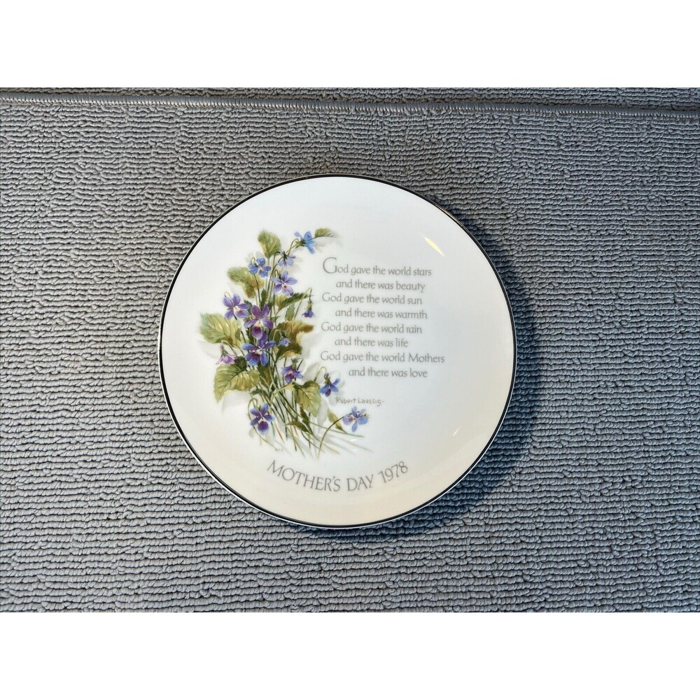 Vintage Mother’s‎ Day 1978 Porcelain Plate 8”Commemorative Edition